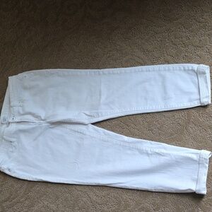 LILA RYAN Crisp White Jeans - Ankle Length